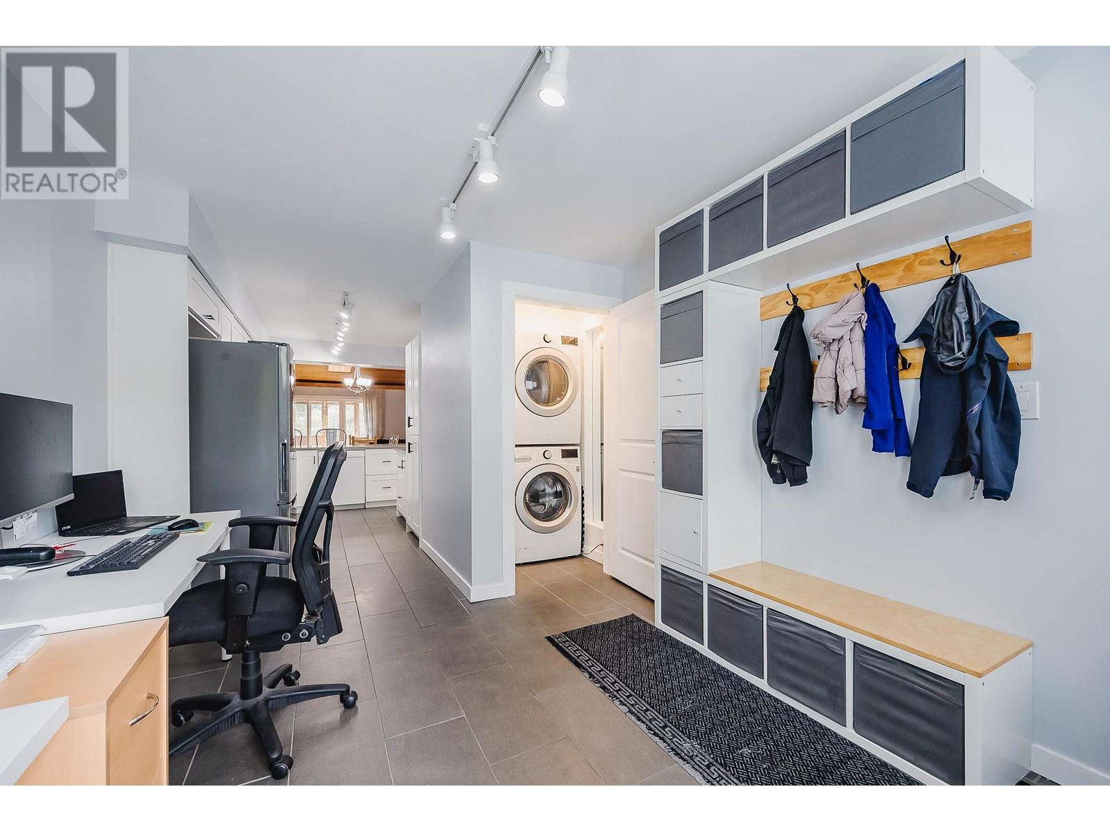 773 Clarke Road, Coquitlam, British Columbia  V3J 7P3 - Photo 5 - R2823129