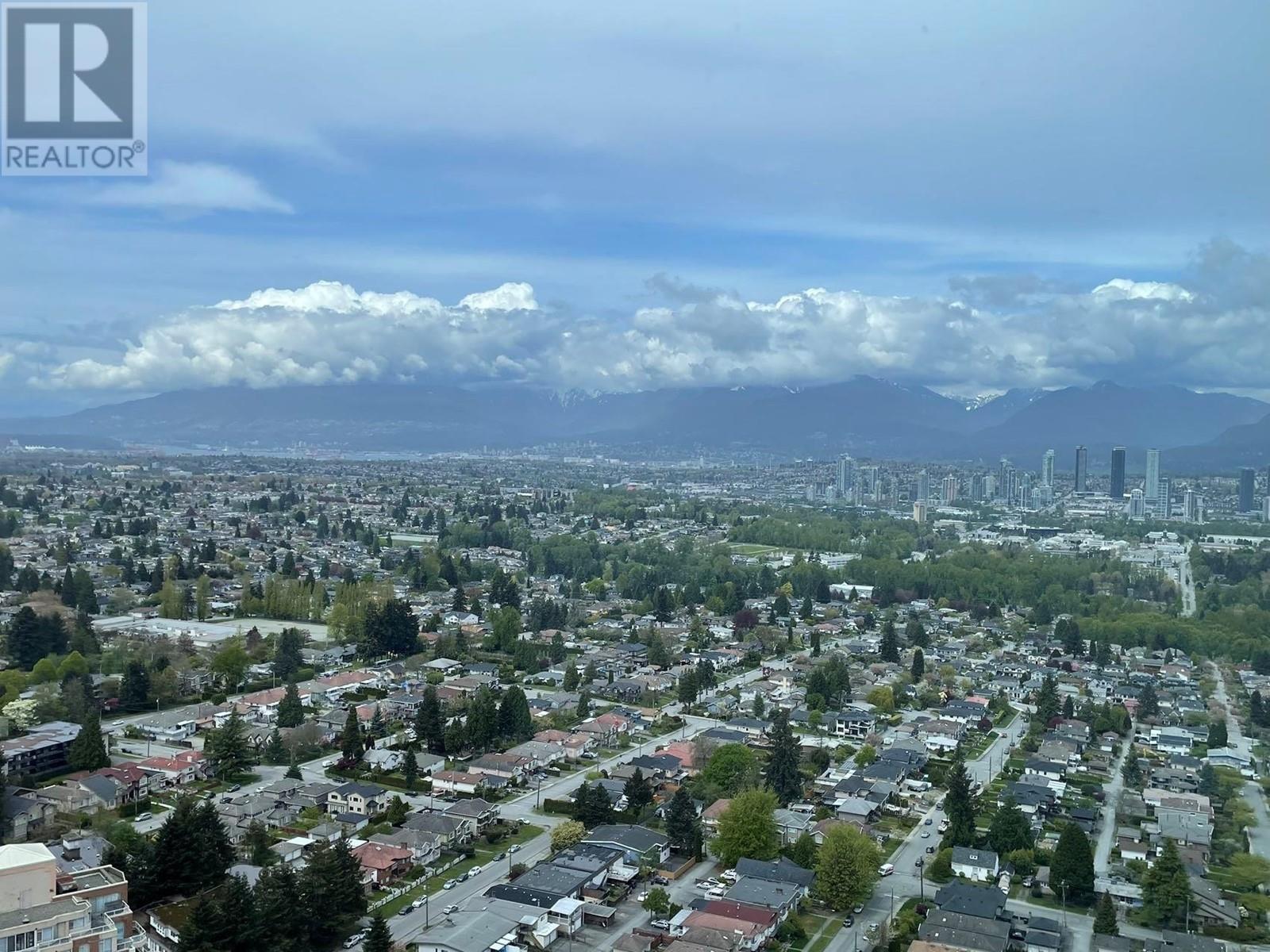 3605 4711 Hazel Street, Burnaby, British Columbia  V5H 0J9 - Photo 2 - R2823627