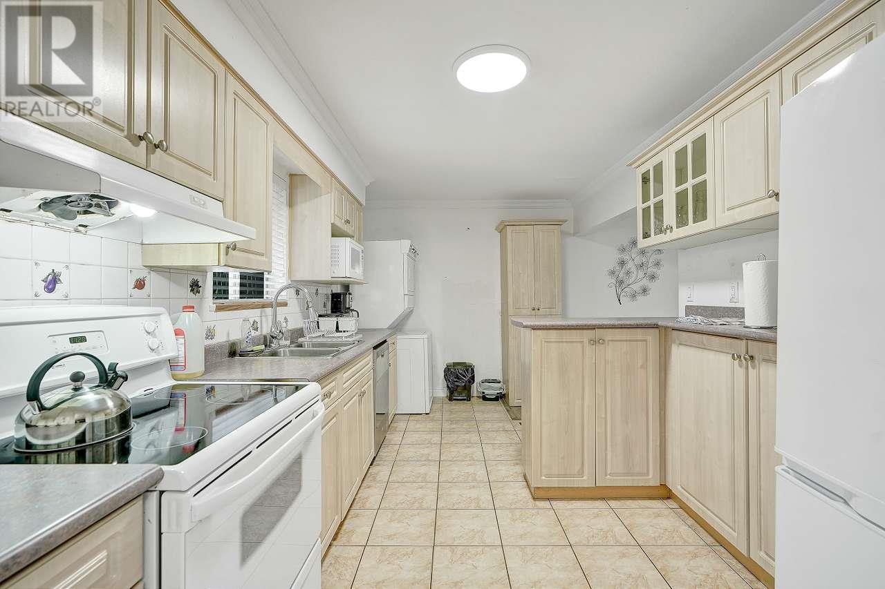 6750 6 Street, Burnaby, British Columbia  V5E 3S7 - Photo 8 - R2823376