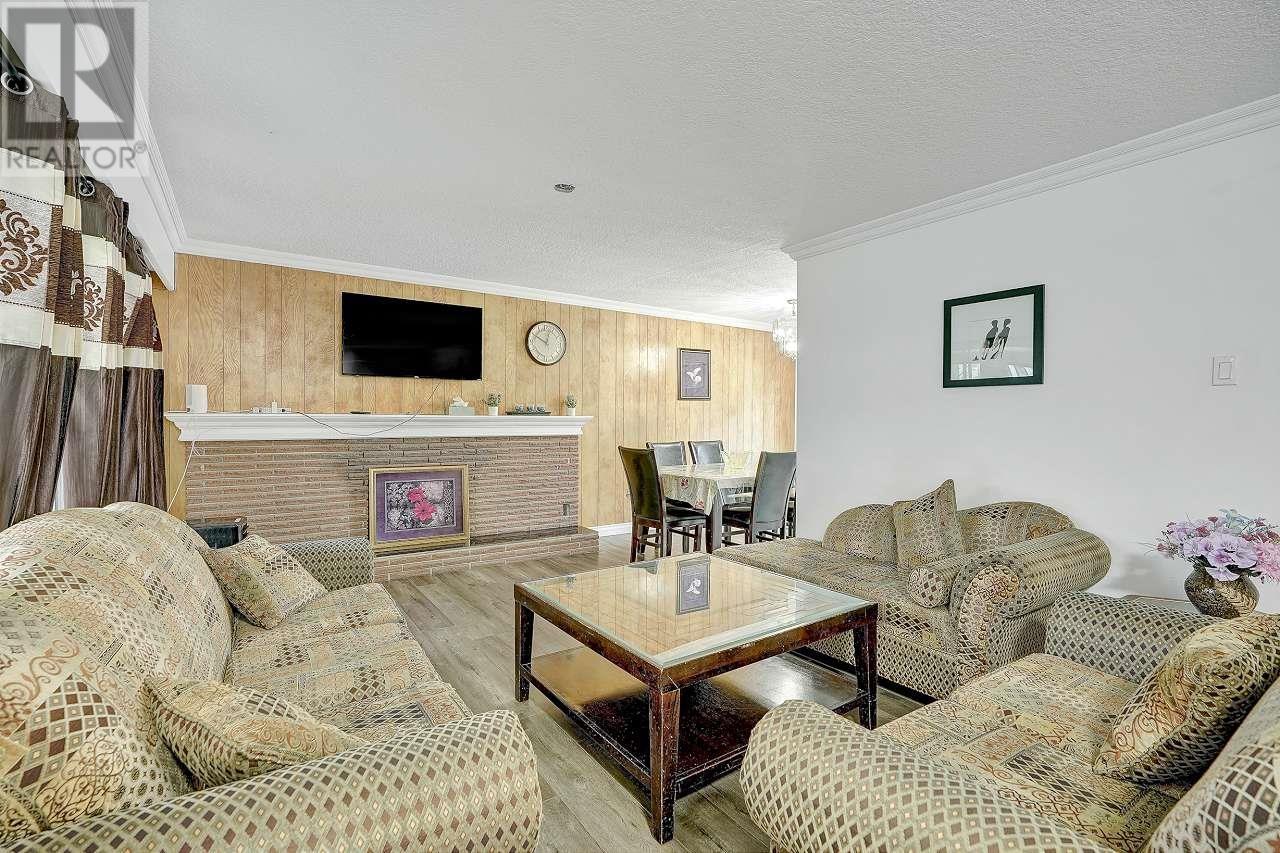 6750 6 Street, Burnaby, British Columbia  V5E 3S7 - Photo 2 - R2823376