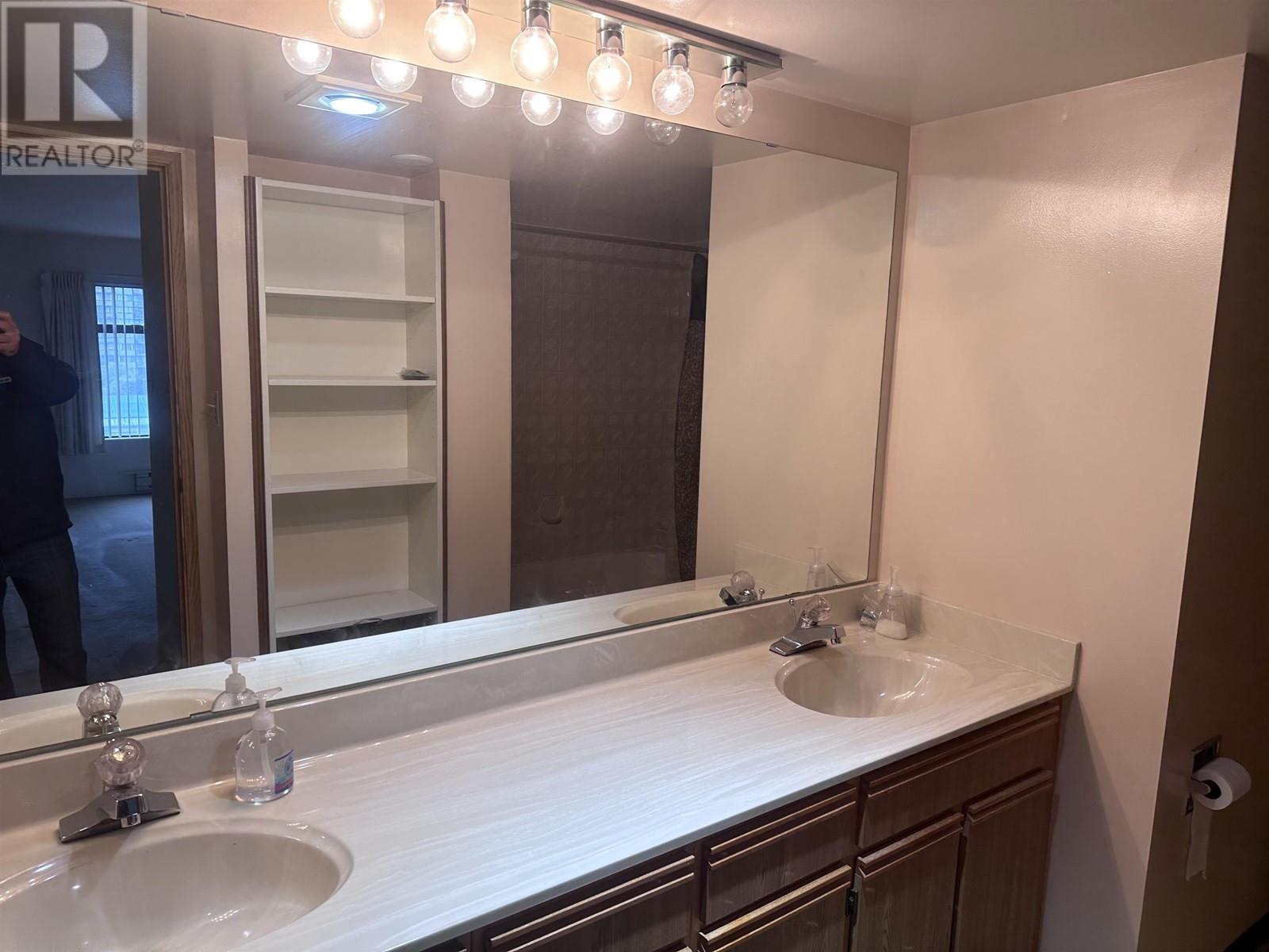 807 615 Belmont Street, New Westminster, British Columbia  V3M 6A1 - Photo 9 - R2821215