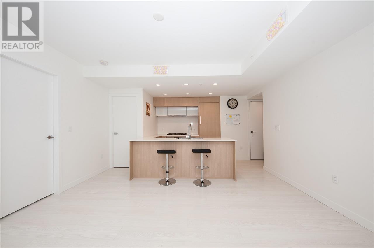 1102 5580 No. 3 Road, Richmond, British Columbia  V6X 0R8 - Photo 2 - R2822668
