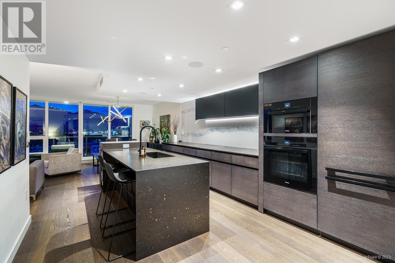 1401 620 Cardero Street, Vancouver, British Columbia  V6G 0C7 - Photo 2 - R2823789