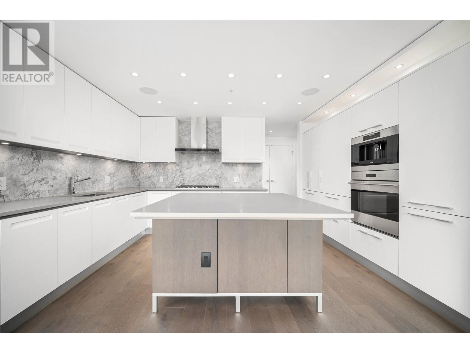 209 6333 W BOULEVARD, vancouver, British Columbia