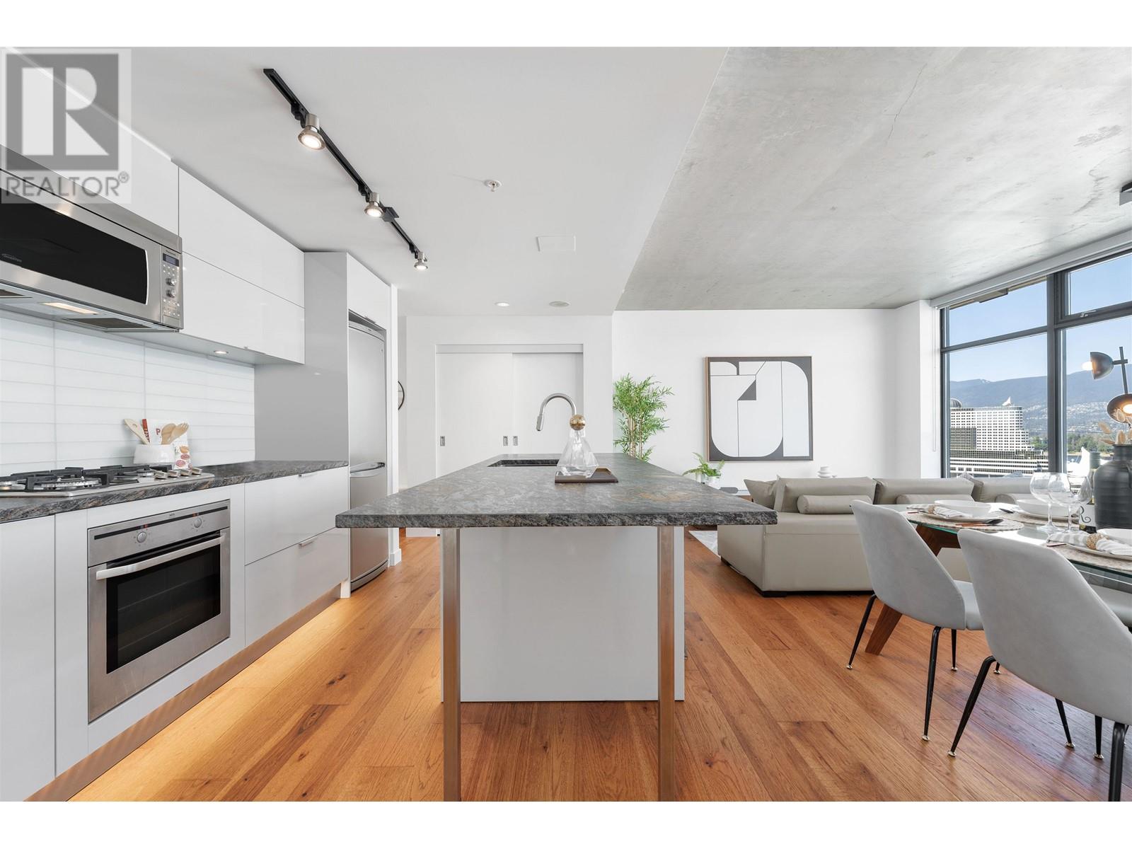 2602 128 W Cordova Street, Vancouver, British Columbia  V6B 0E6 - Photo 2 - R2823809
