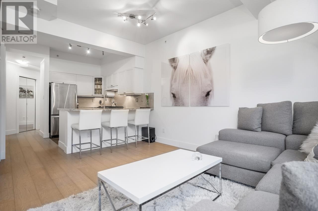 602 1888 YORK AVENUE, vancouver, British Columbia