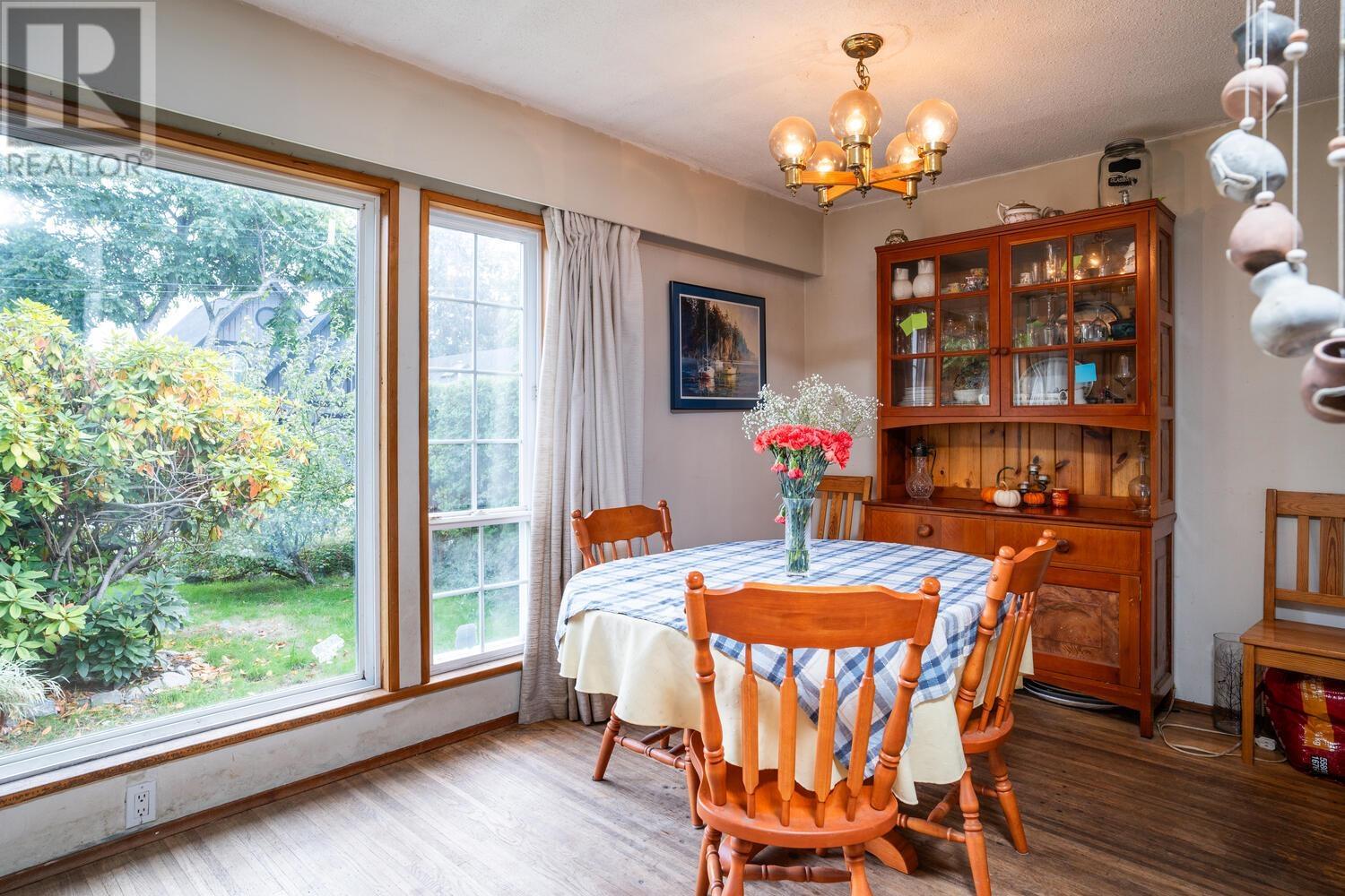 1735 Enderby Avenue, Delta, British Columbia  V4L 1S9 - Photo 3 - R2823765