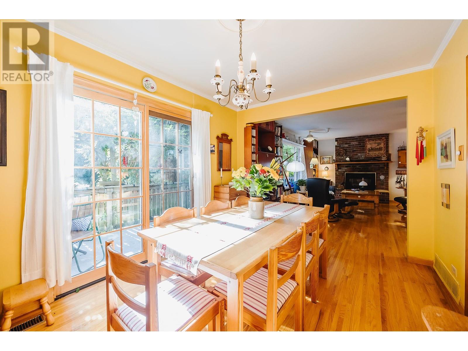 1770 Dansey Avenue, Coquitlam, British Columbia  V3K 3J2 - Photo 9 - R2823804