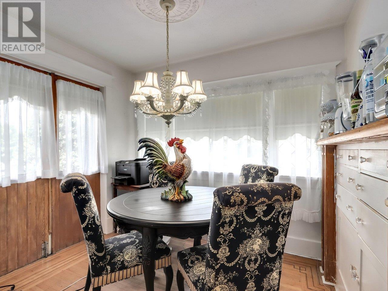 3710 Pandora Street, Burnaby, British Columbia  V5C 2A3 - Photo 3 - R2823810