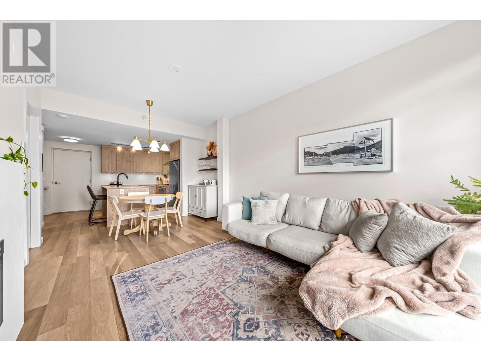 1015 Quebec Street, New Westminster, British Columbia  V3M 0M3 - Photo 5 - R2823636