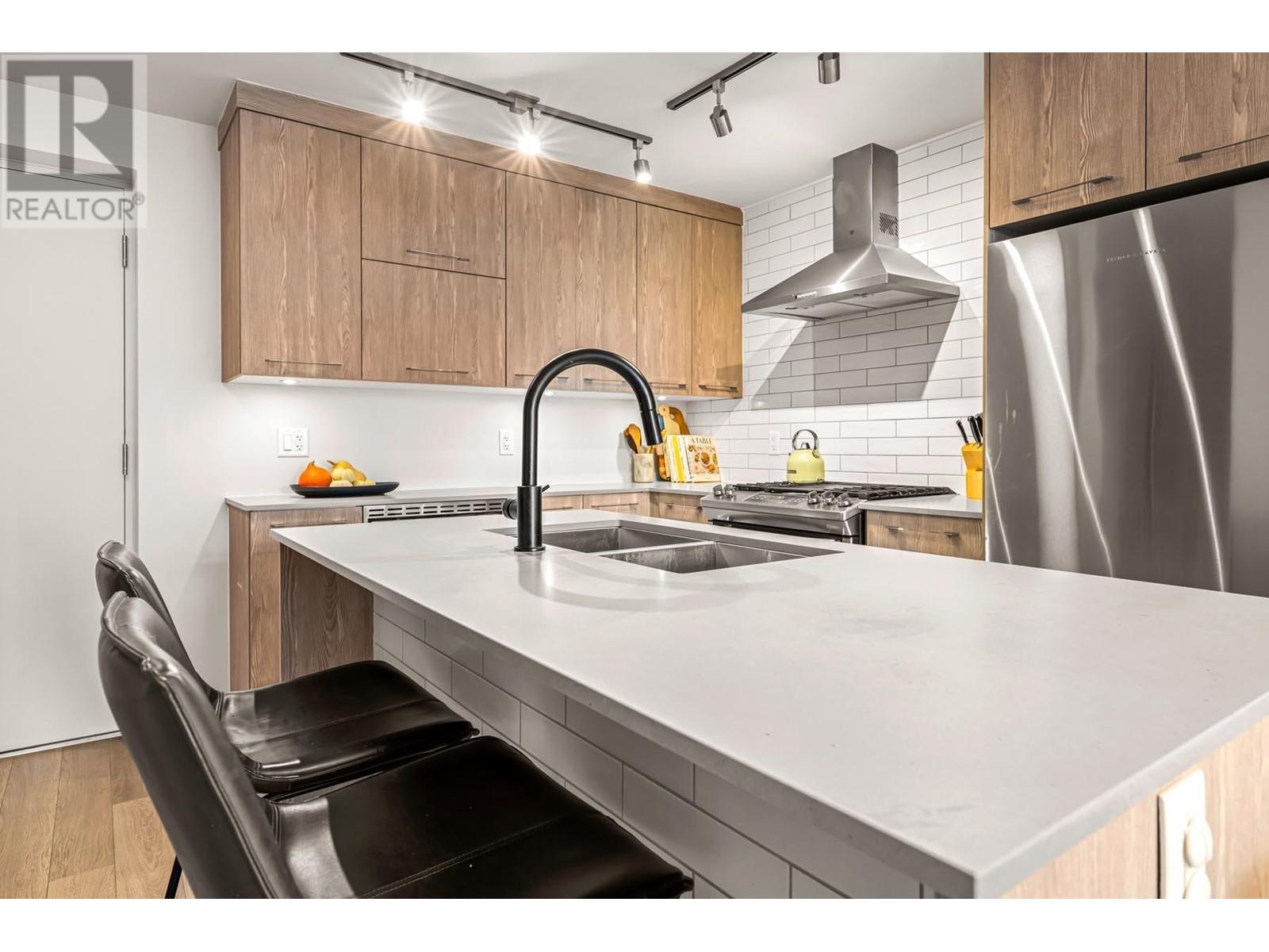 1015 Quebec Street, New Westminster, British Columbia  V3M 0M3 - Photo 6 - R2823636