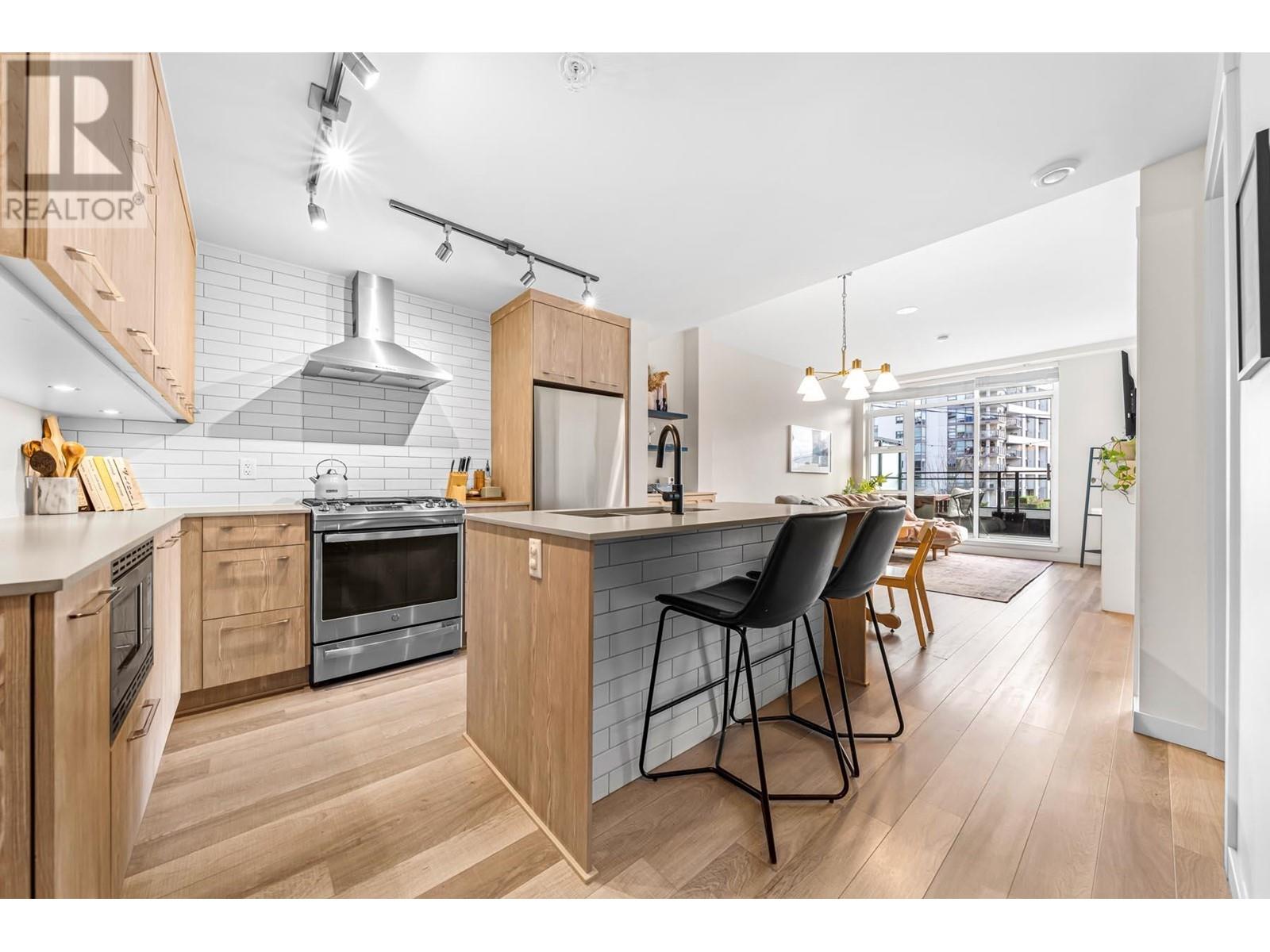 1015 QUEBEC STREET, new westminster, British Columbia