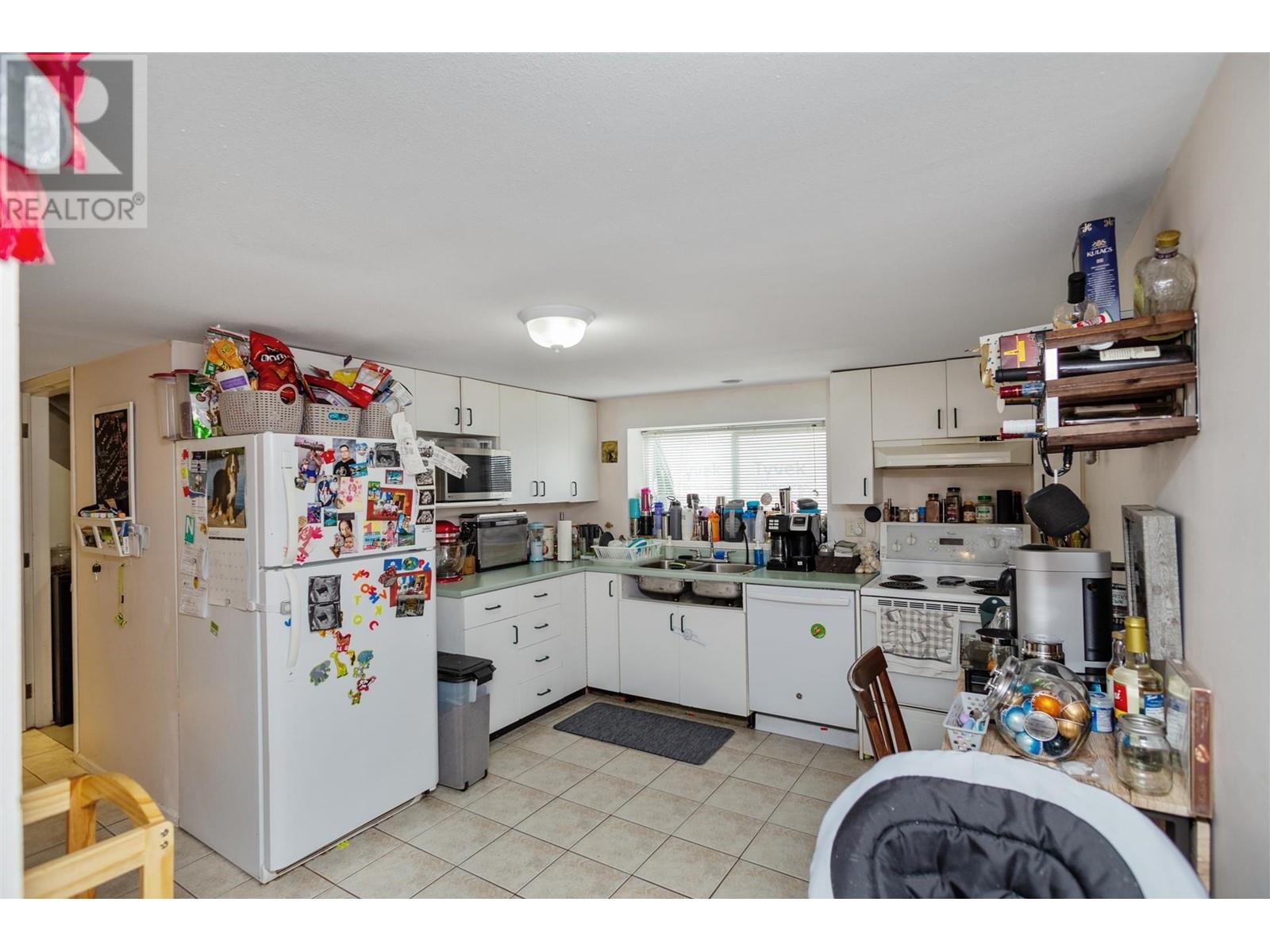 4355 Winnifred Street, Burnaby, British Columbia  V5J 2S7 - Photo 14 - R2823021