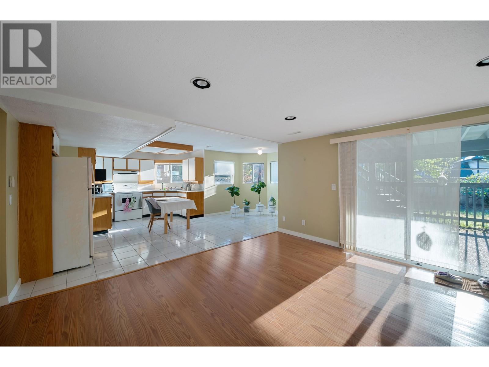 1568 Wintergreen Place, Coquitlam, British Columbia  V3E 2V5 - Photo 27 - R2823686