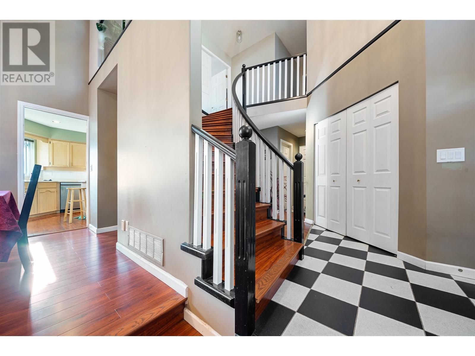 1568 Wintergreen Place, Coquitlam, British Columbia  V3E 2V5 - Photo 14 - R2823686