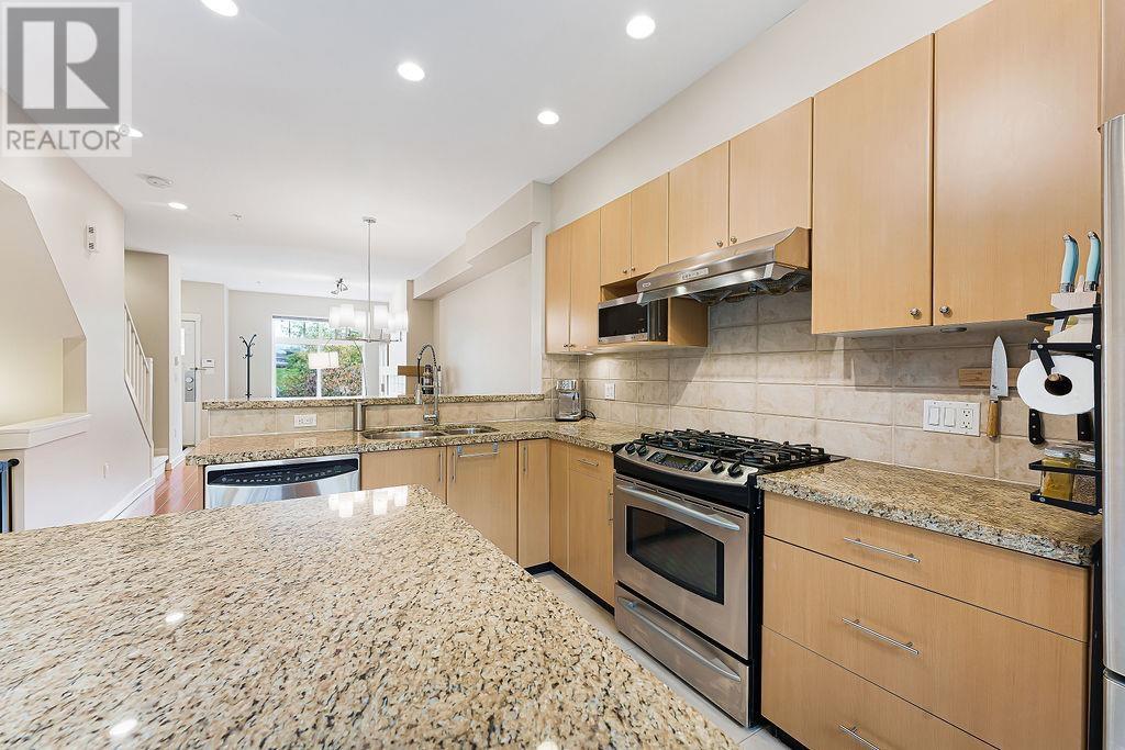 7471 Columbia Street, Vancouver, British Columbia  V5X 4X4 - Photo 10 - R2823688