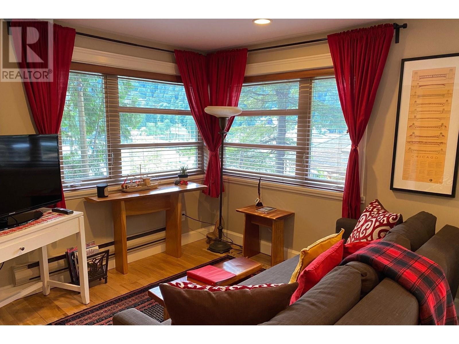 2094 Parkside Lane, North Vancouver, British Columbia  V7G 1X5 - Photo 31 - R2823503