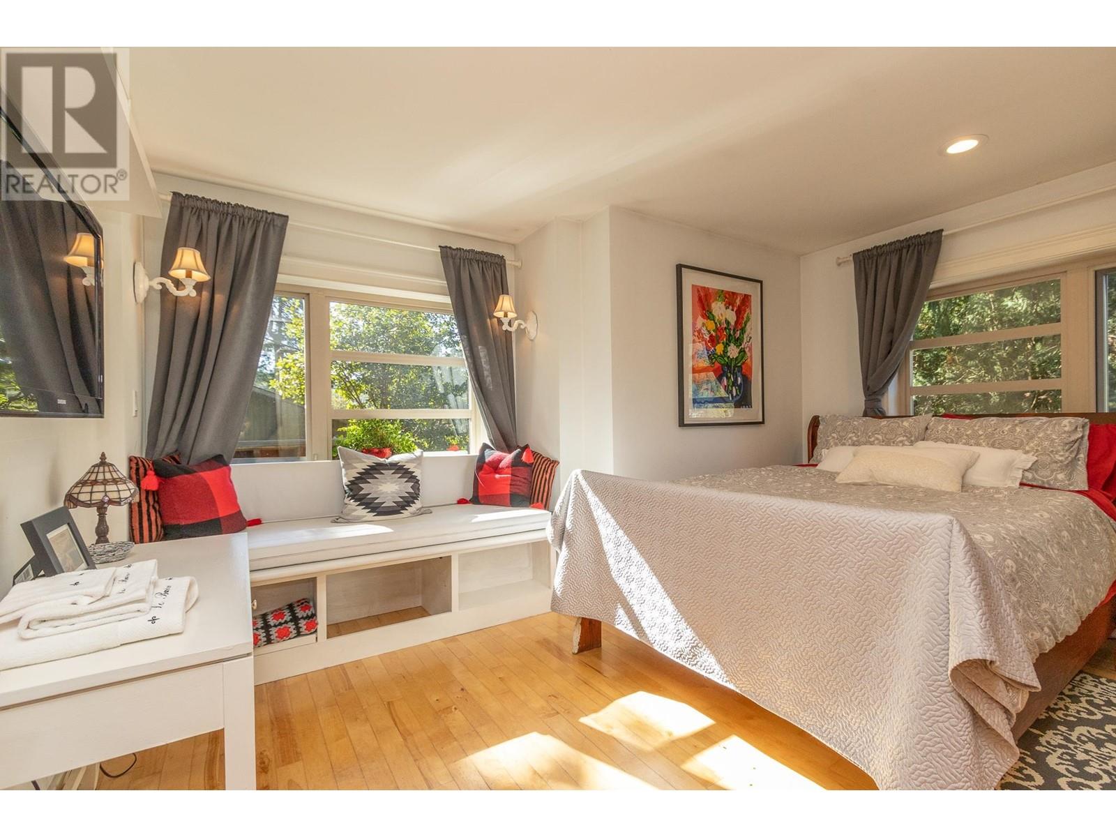 2094 Parkside Lane, North Vancouver, British Columbia  V7G 1X5 - Photo 25 - R2823503