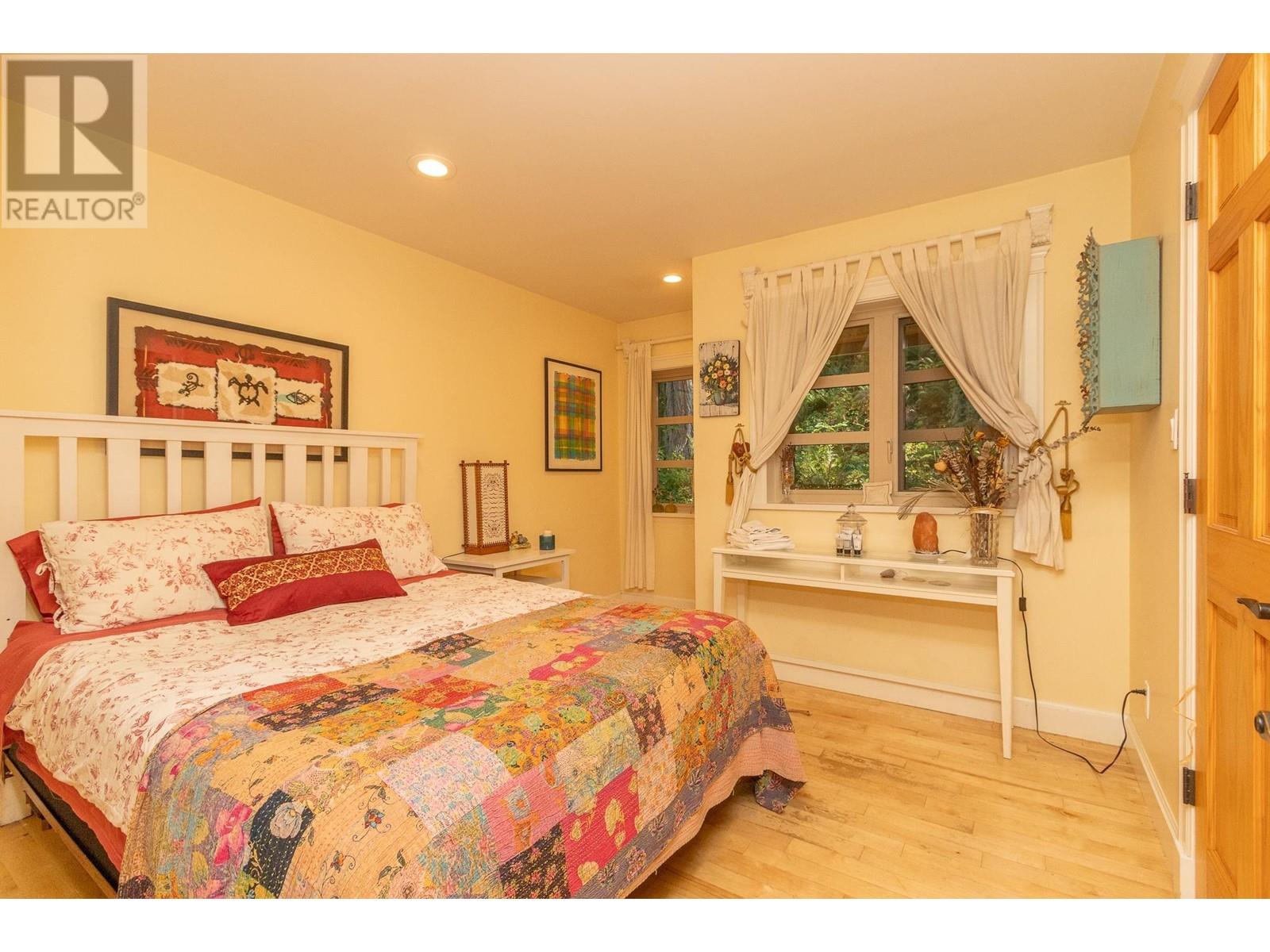2094 Parkside Lane, North Vancouver, British Columbia  V7G 1X5 - Photo 26 - R2823503