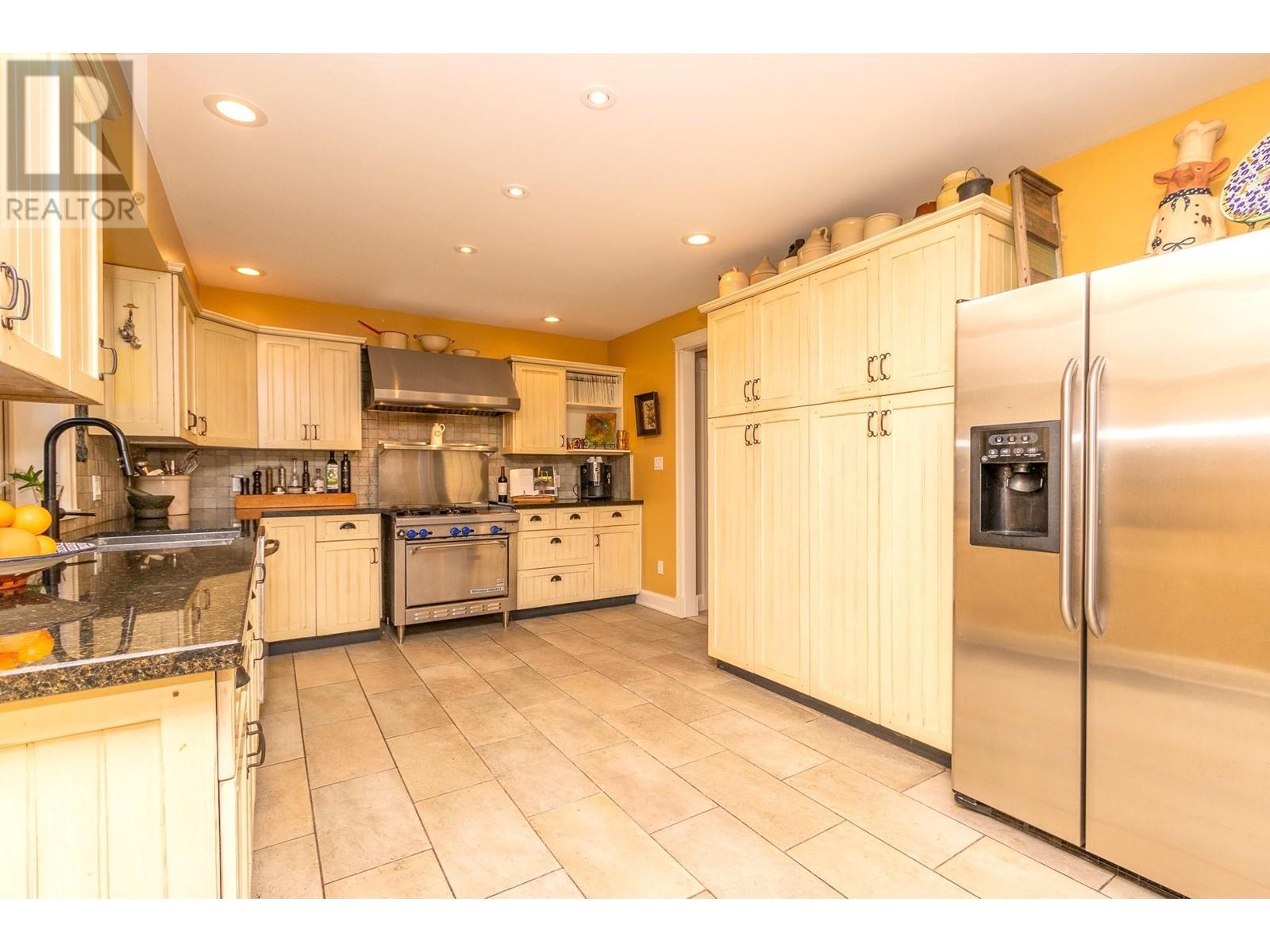 2094 Parkside Lane, North Vancouver, British Columbia  V7G 1X5 - Photo 19 - R2823503
