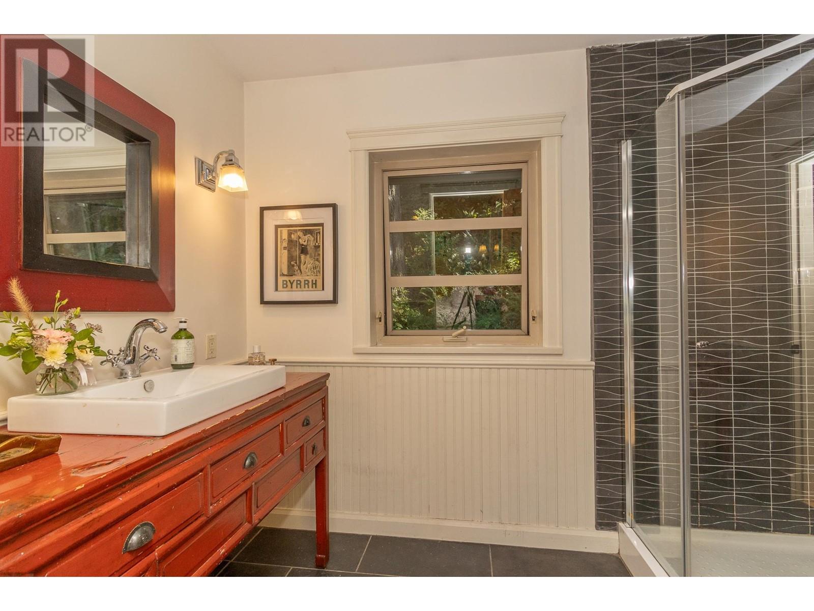 2094 Parkside Lane, North Vancouver, British Columbia  V7G 1X5 - Photo 24 - R2823503