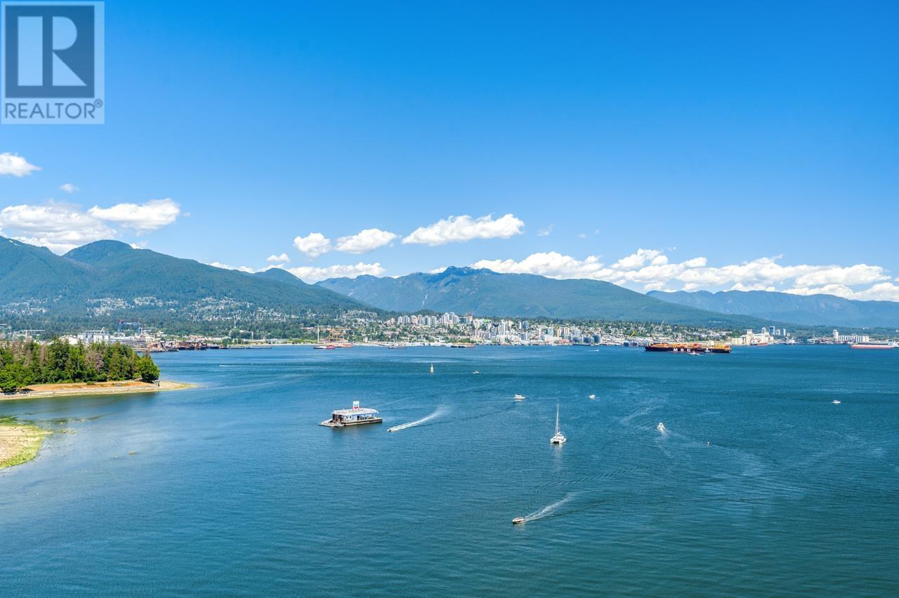 2102 323 JERVIS STREET, vancouver, British Columbia