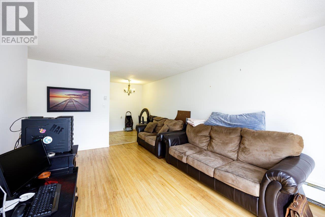 205 135 W 21st Street, North Vancouver, British Columbia  V7M 1Z2 - Photo 8 - R2823906