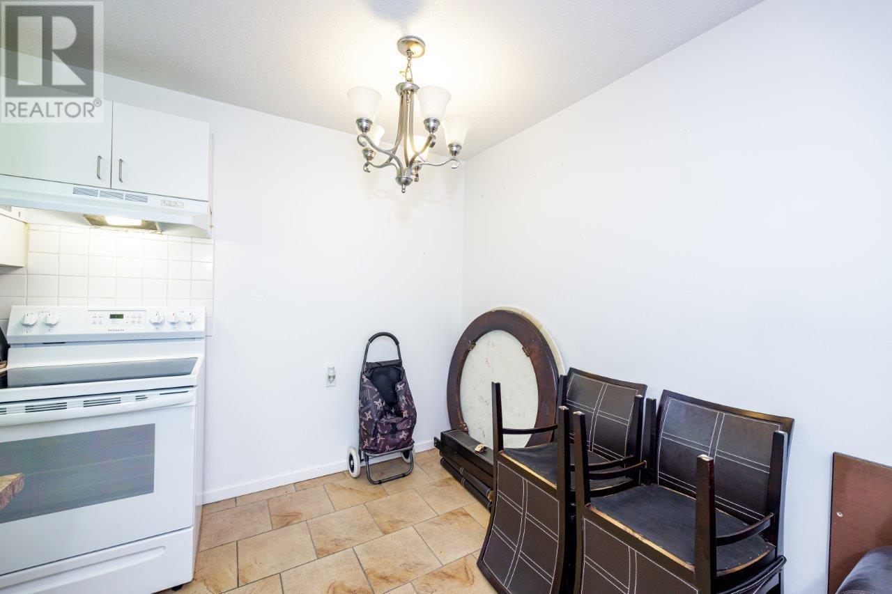 205 135 W 21st Street, North Vancouver, British Columbia  V7M 1Z2 - Photo 9 - R2823906