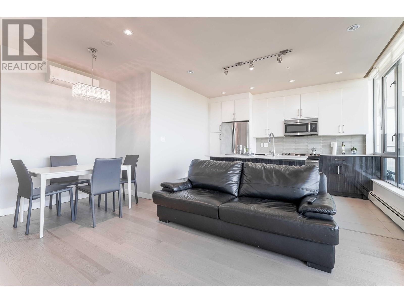 Ph3 2689 Kingsway, Vancouver, British Columbia  V5R 0C3 - Photo 4 - R2823948