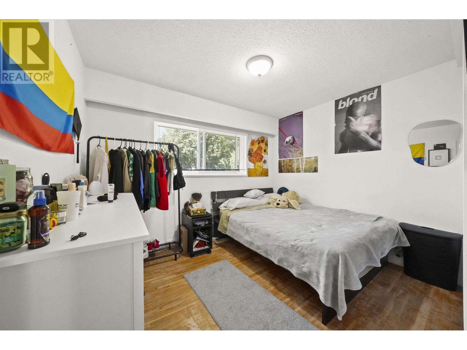 908 Lillian Street, Coquitlam, British Columbia  V3J 5C4 - Photo 11 - R2823858