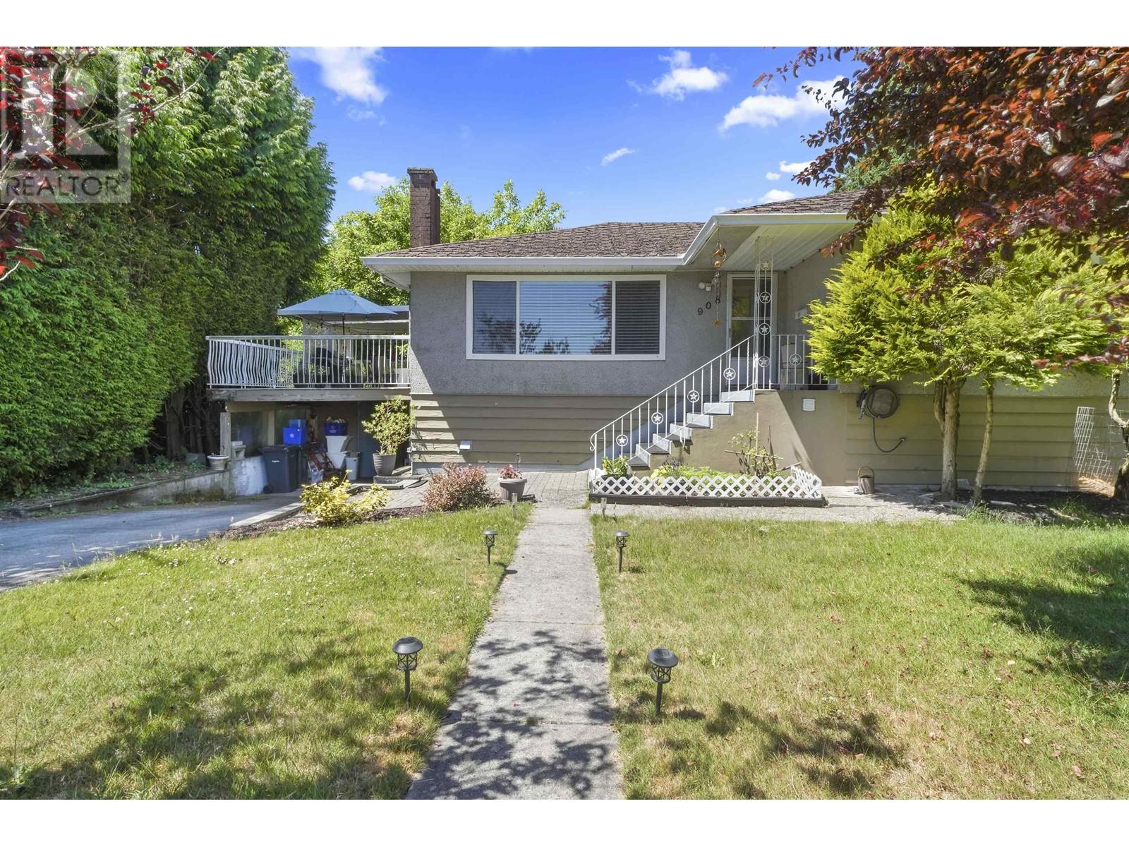 908 Lillian Street, Coquitlam, British Columbia  V3J 5C4 - Photo 2 - R2823858