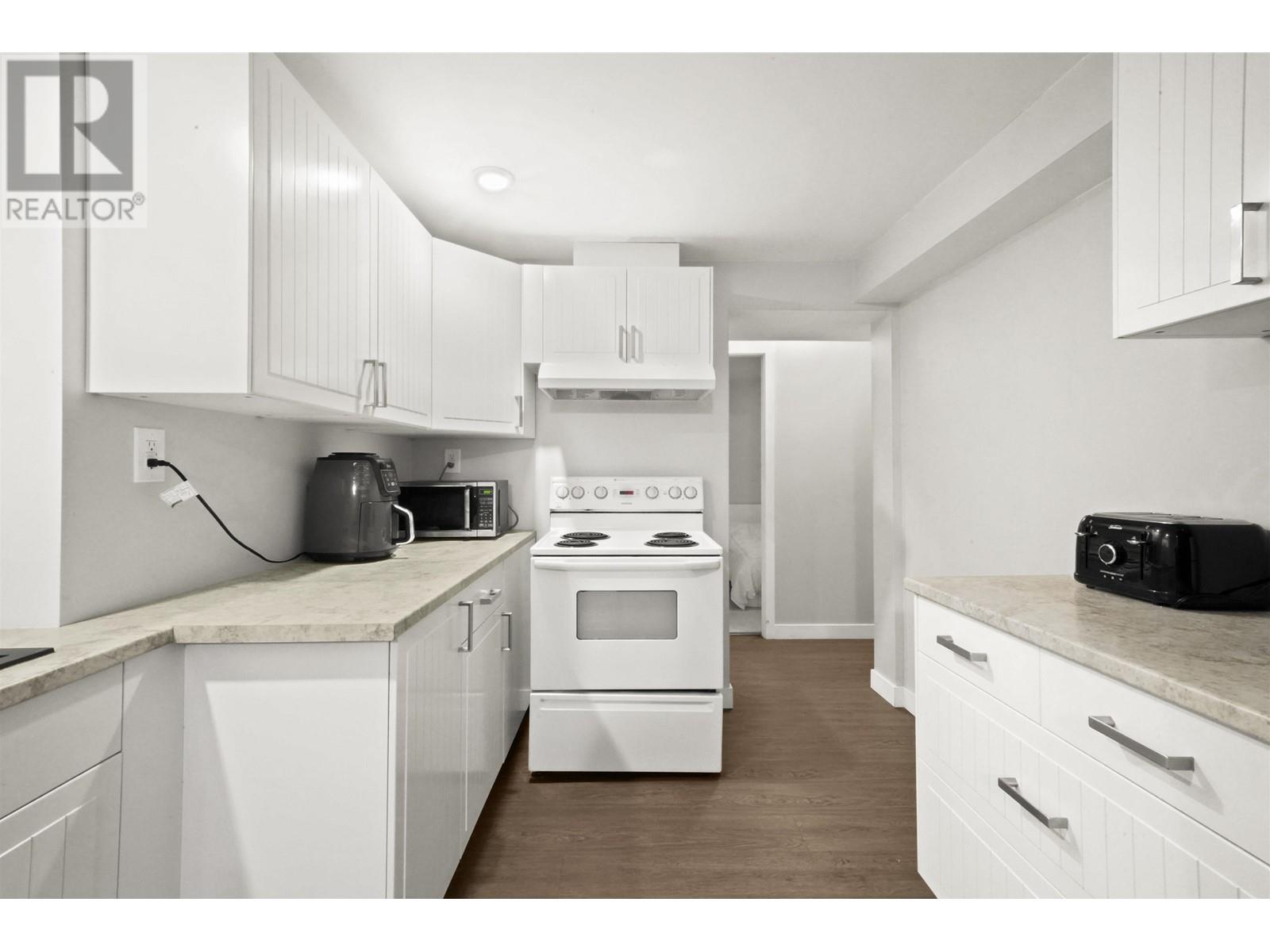 908 Lillian Street, Coquitlam, British Columbia  V3J 5C4 - Photo 22 - R2823858