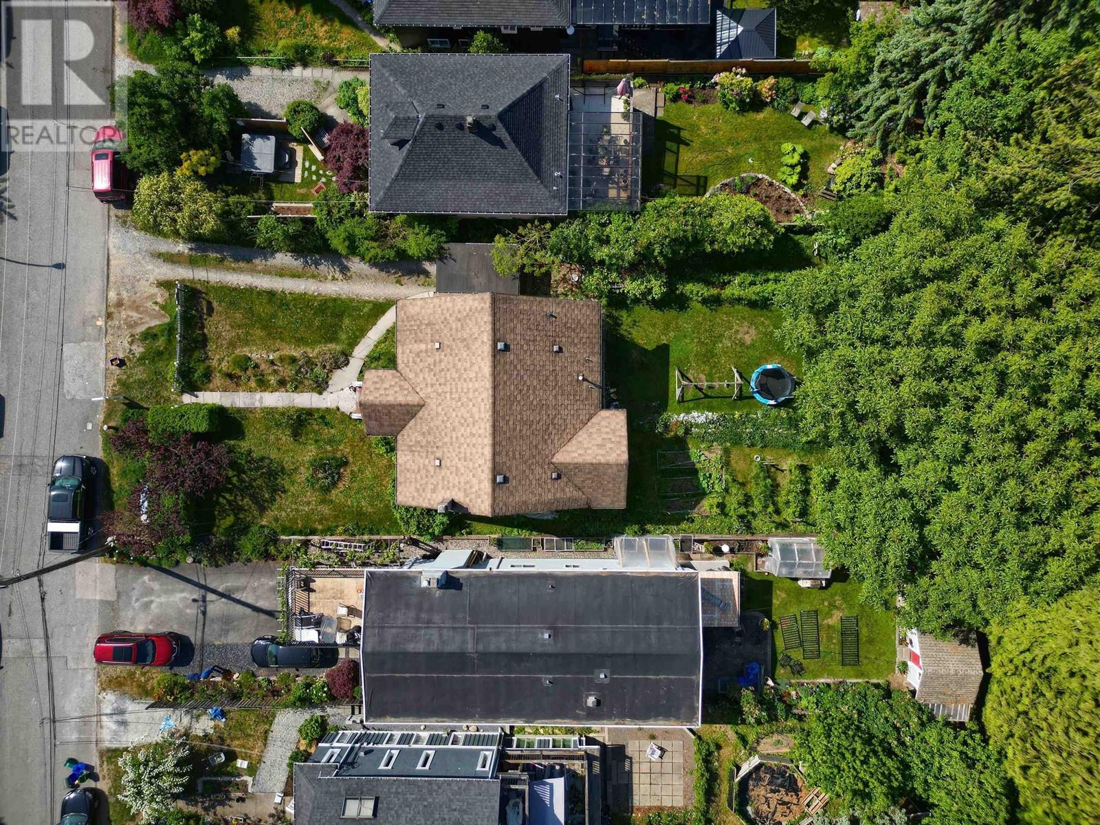 2357 Western Avenue, North Vancouver, British Columbia  V7M 2L4 - Photo 3 - R2823868