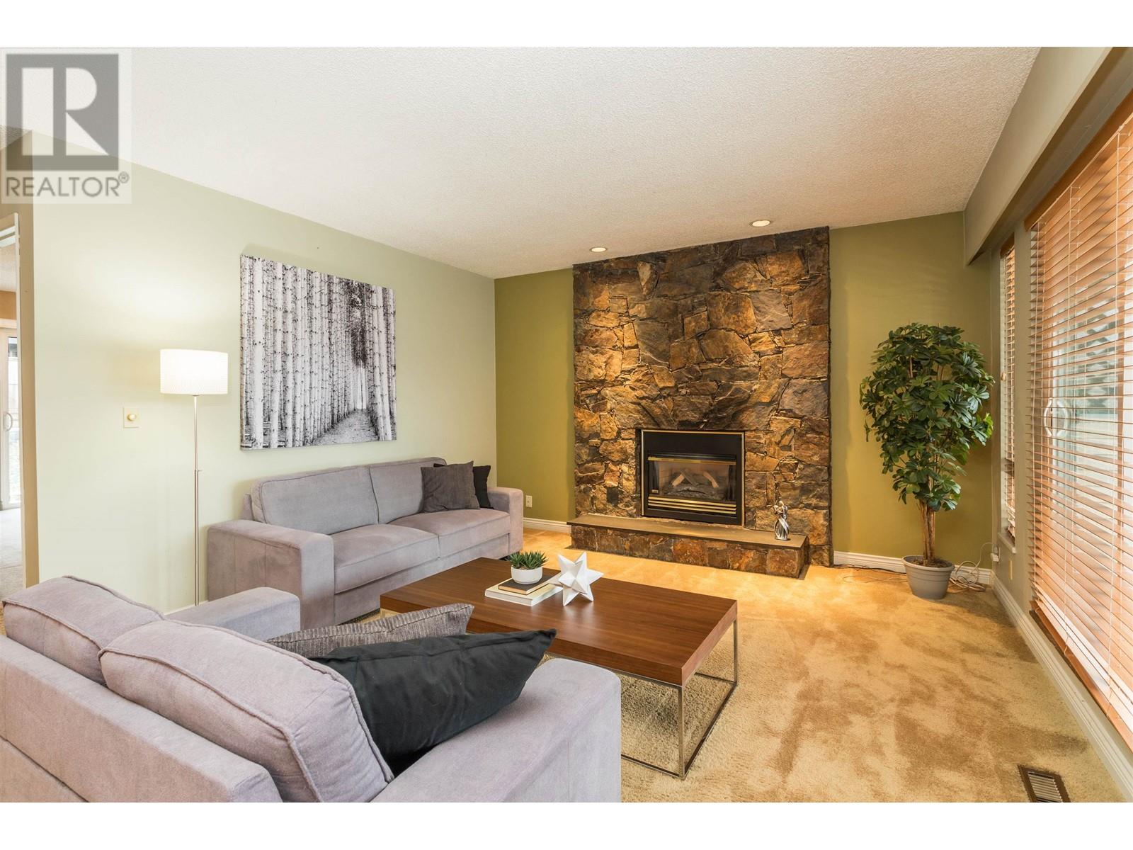 1321 Eastern Drive, Port Coquitlam, British Columbia  V3C 4J3 - Photo 8 - R2823872