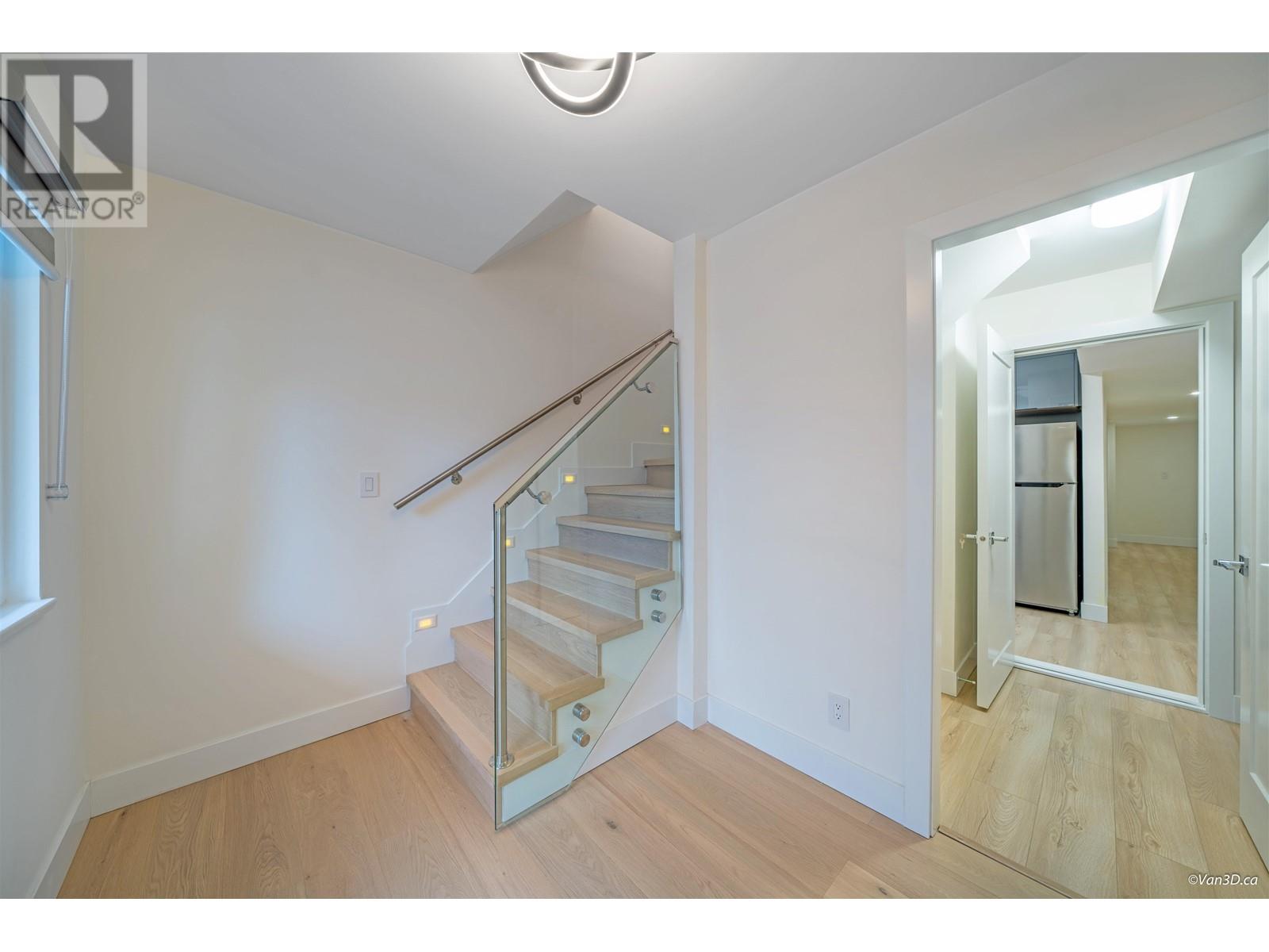 1828 Laurier Avenue, Port Coquitlam, British Columbia  V3B 2C4 - Photo 27 - R2823896
