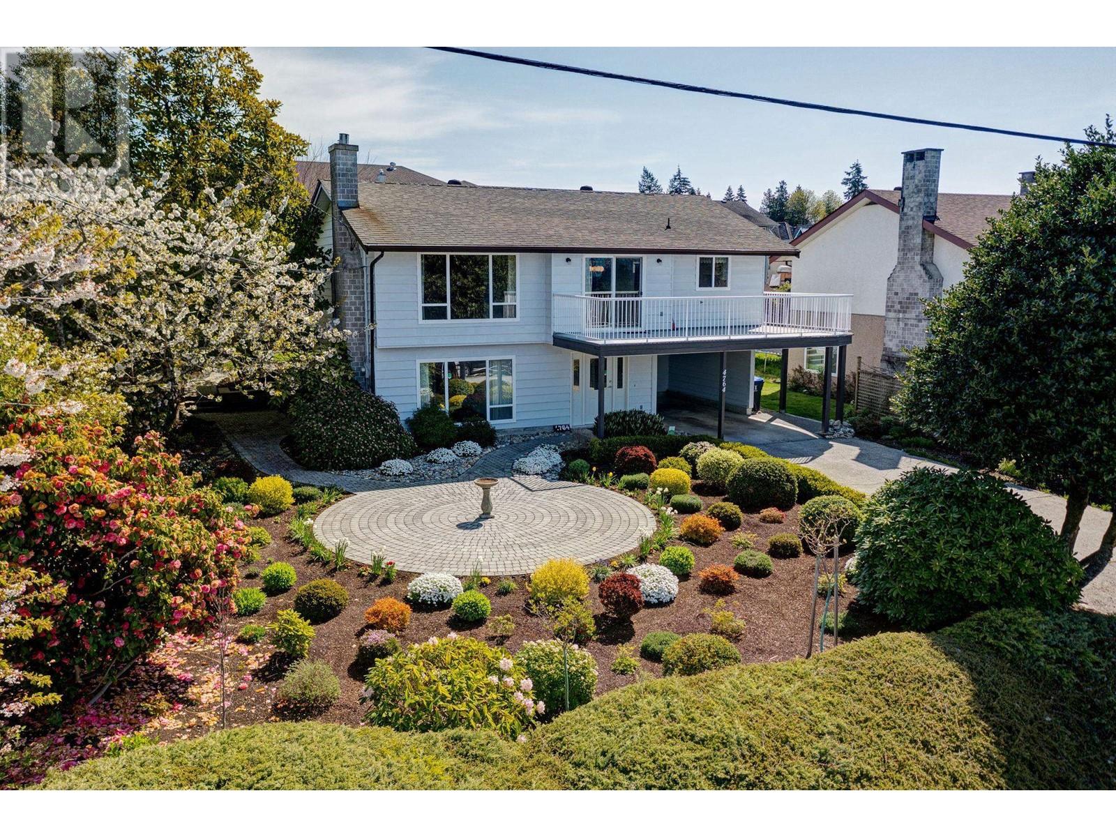 4764 Fir Road, Sechelt, British Columbia  V7Z 0B4 - Photo 1 - R2823938