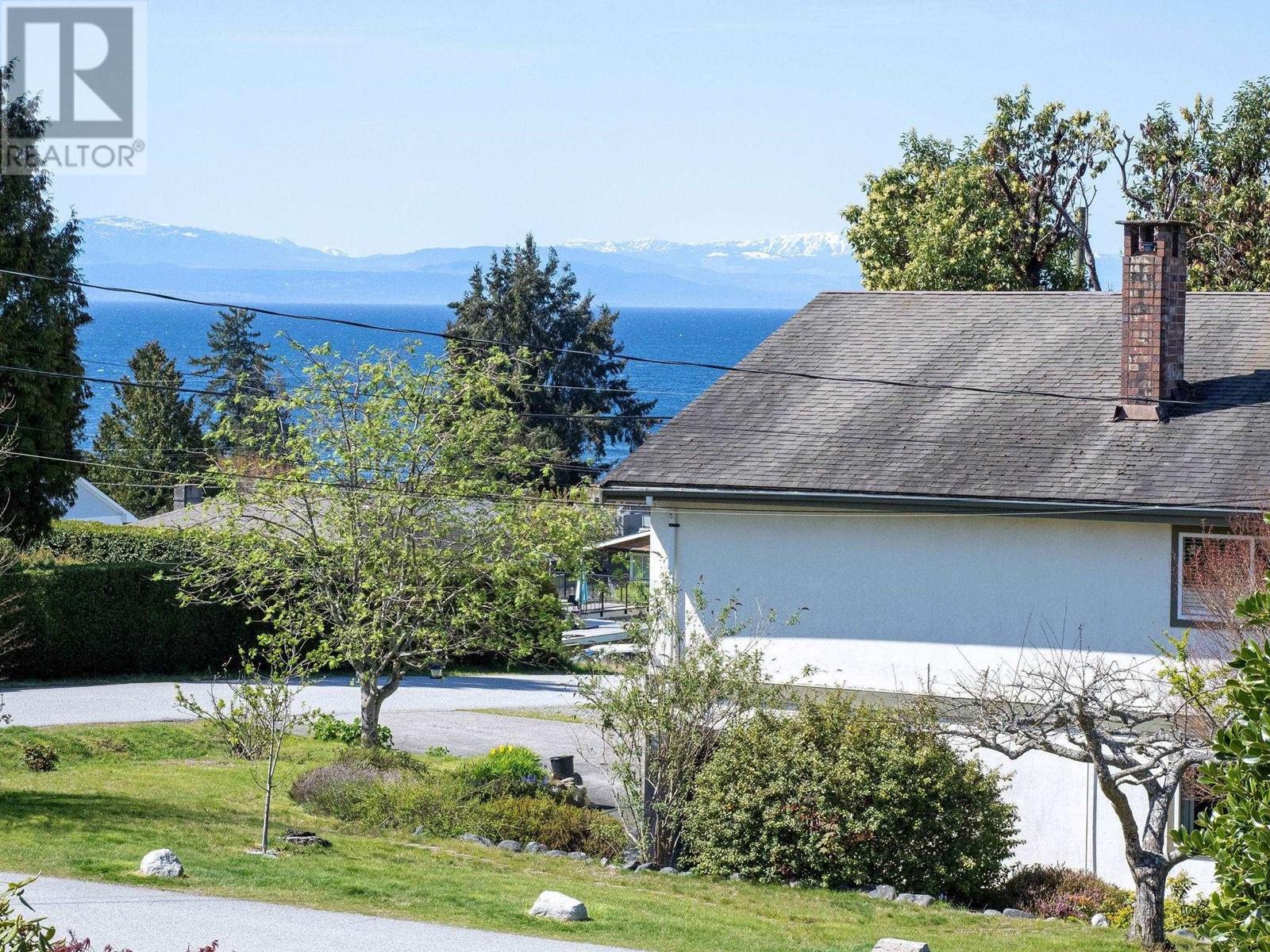 4764 Fir Road, Sechelt, British Columbia  V7Z 0B4 - Photo 14 - R2823938