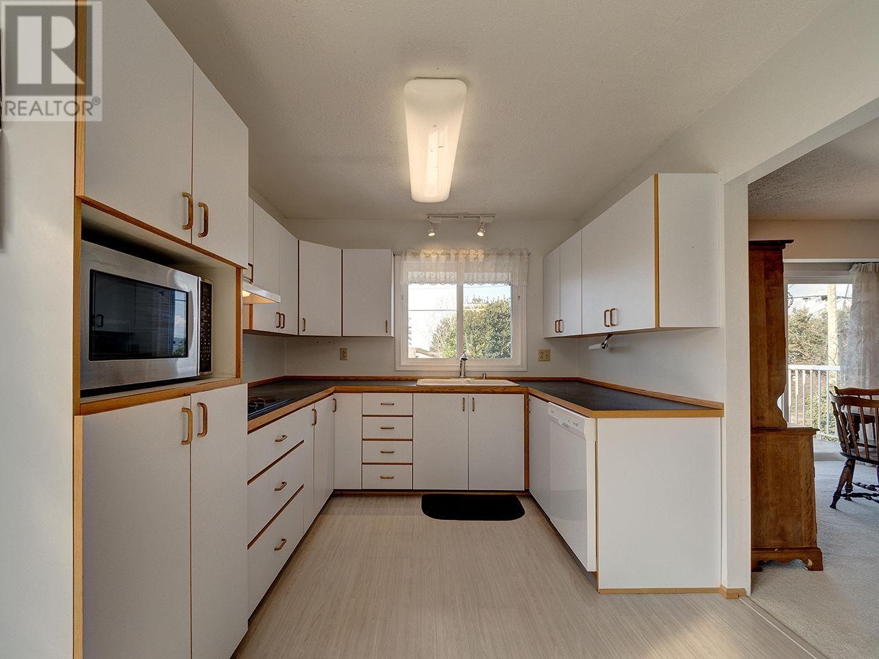 4764 Fir Road, Sechelt, British Columbia  V7Z 0B4 - Photo 16 - R2823938