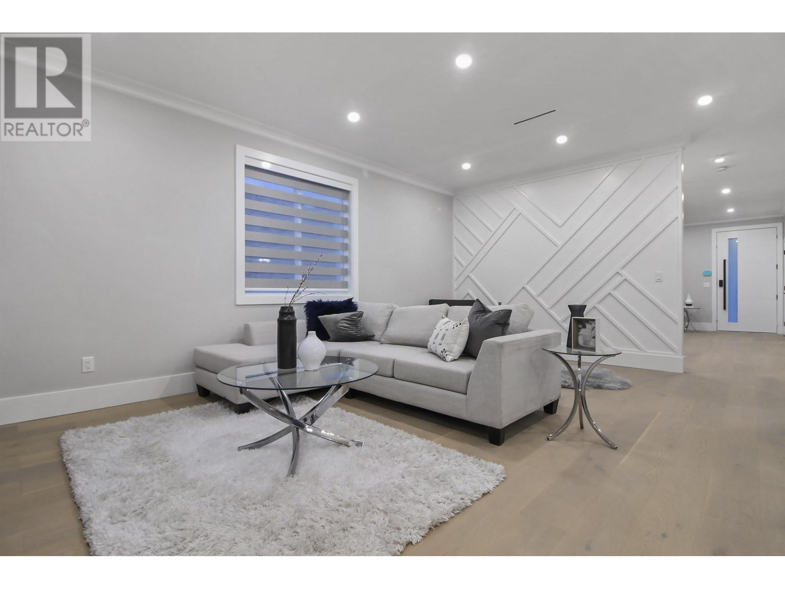 219 Jardine Street, New Westminster, British Columbia  V3M 5M4 - Photo 11 - R2823813
