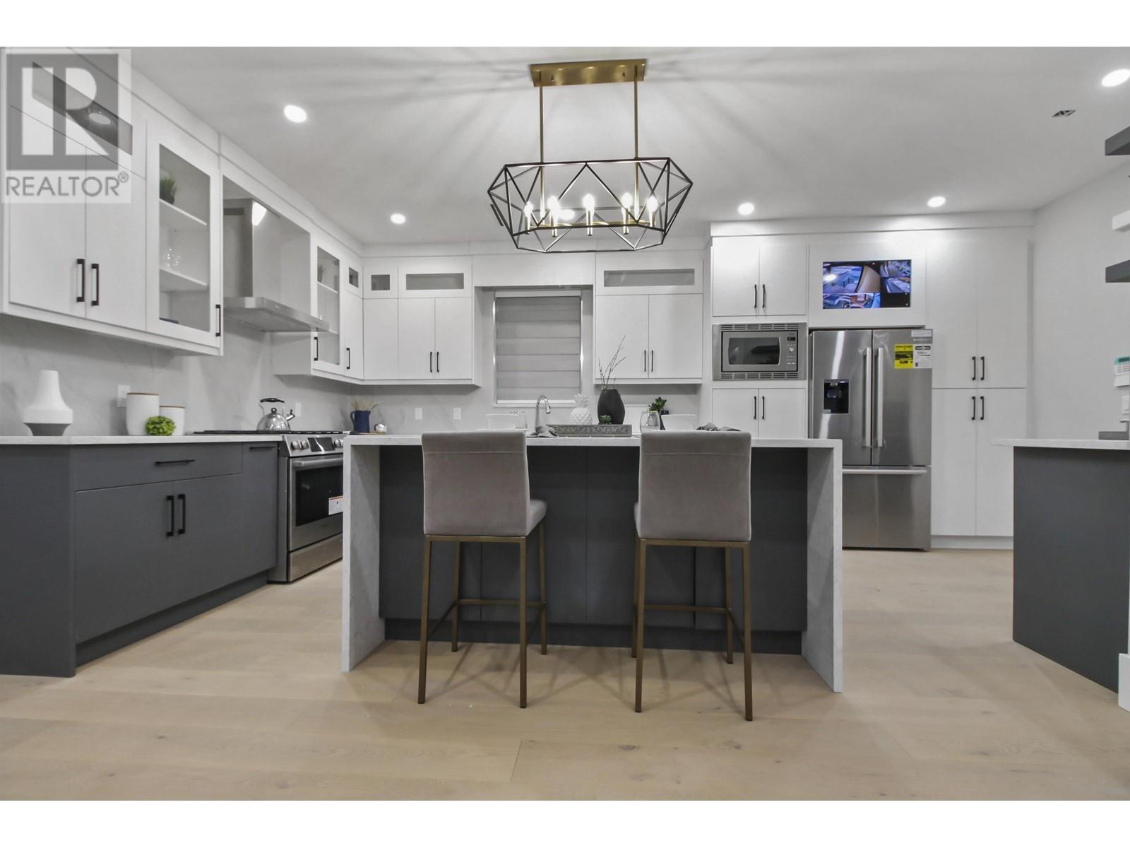 219 Jardine Street, New Westminster, British Columbia  V3M 5M4 - Photo 12 - R2823813