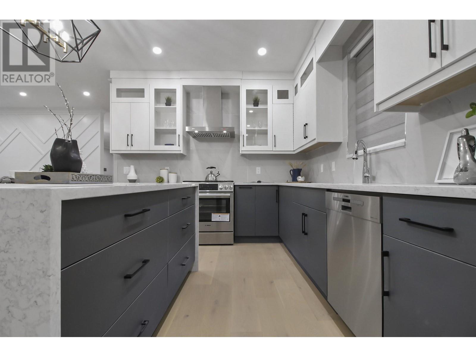 219 Jardine Street, New Westminster, British Columbia  V3M 5M4 - Photo 14 - R2823813