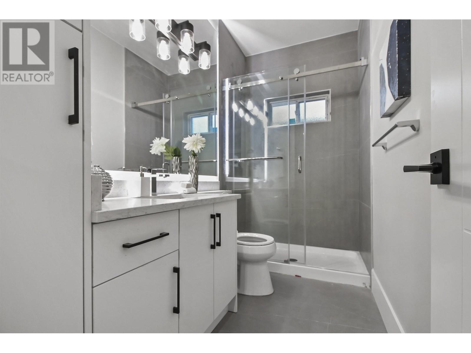 219 Jardine Street, New Westminster, British Columbia  V3M 5M4 - Photo 8 - R2823813