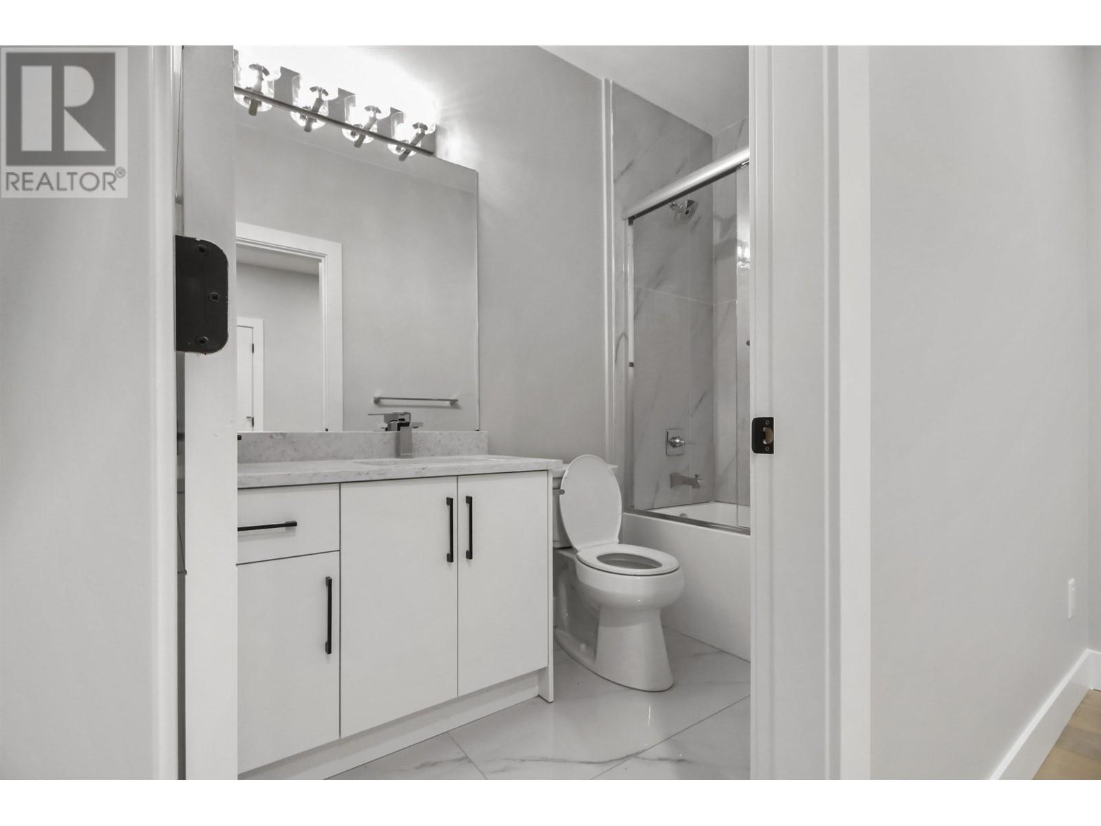 219 Jardine Street, New Westminster, British Columbia  V3M 5M4 - Photo 26 - R2823813