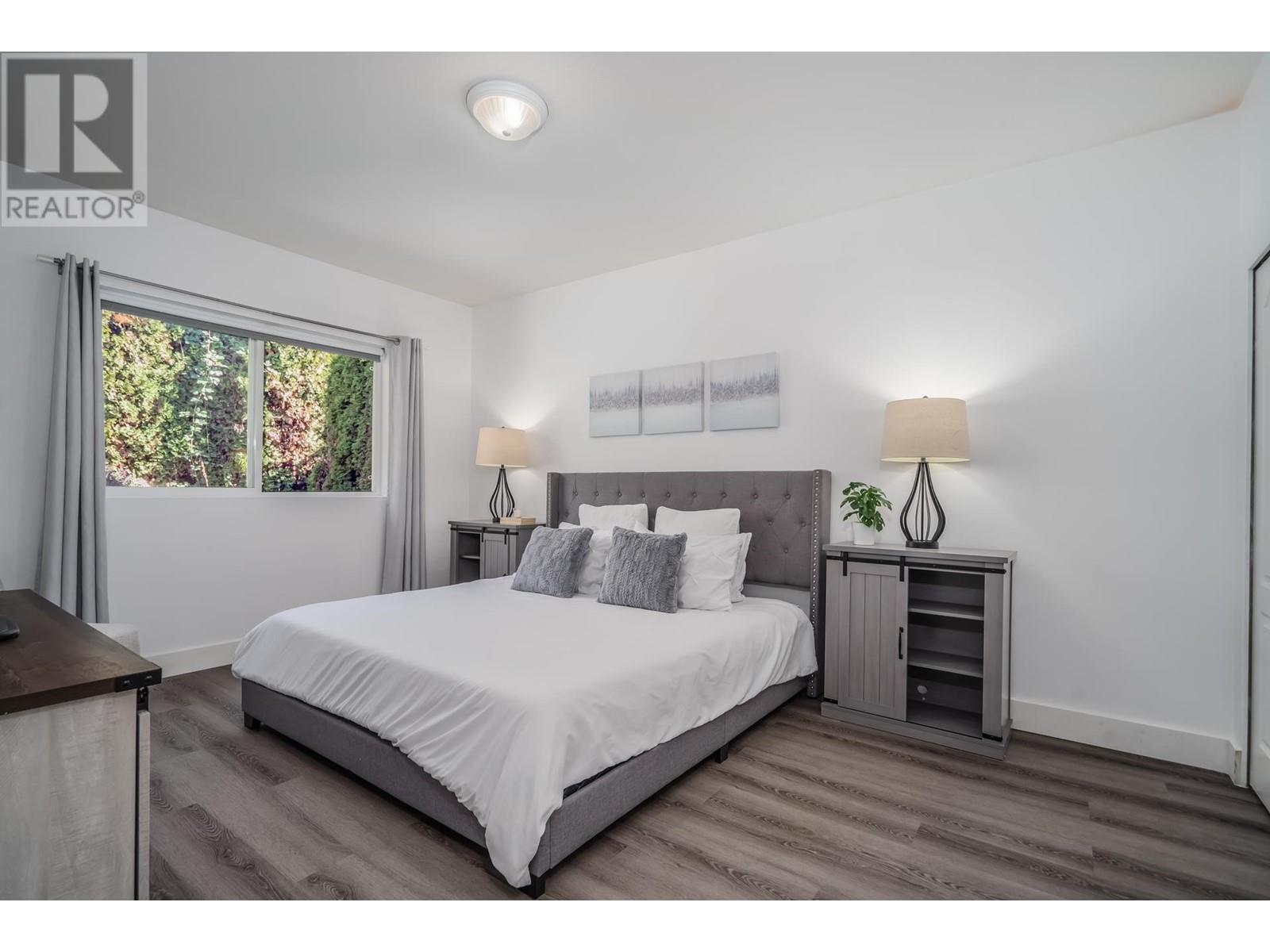 11488 228 Street, Maple Ridge, British Columbia  V2X 3P3 - Photo 2 - R2823168