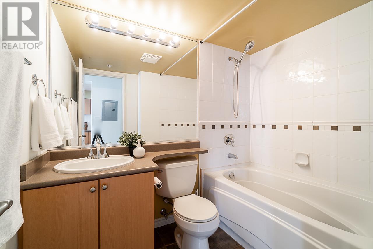 808 680 Clarkson Street, New Westminster, British Columbia  V3M 6X9 - Photo 11 - R2823956