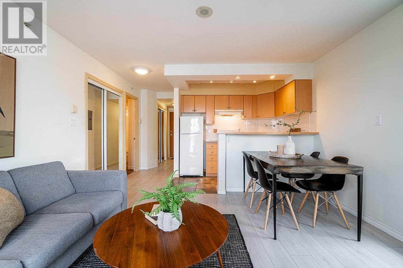 808 680 Clarkson Street, New Westminster, British Columbia  V3M 6X9 - Photo 3 - R2823956