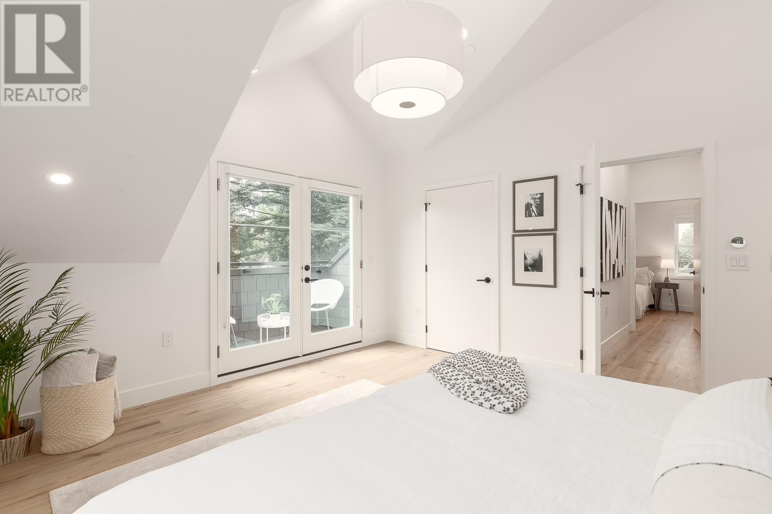 1976 E 7th Avenue, Vancouver, British Columbia  V5N 1S4 - Photo 21 - R2823959
