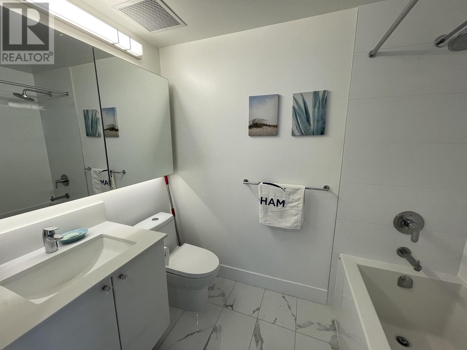 404 2455 Kingsway, Vancouver, British Columbia  V5R 5G8 - Photo 8 - R2823962