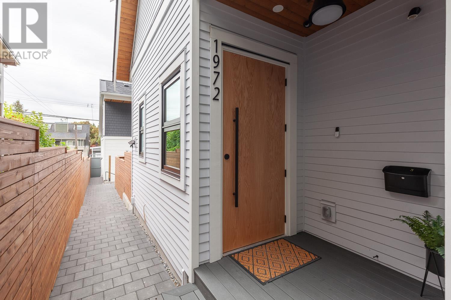 1972 E 7th Avenue, Vancouver, British Columbia  V5N 1S4 - Photo 30 - R2823965