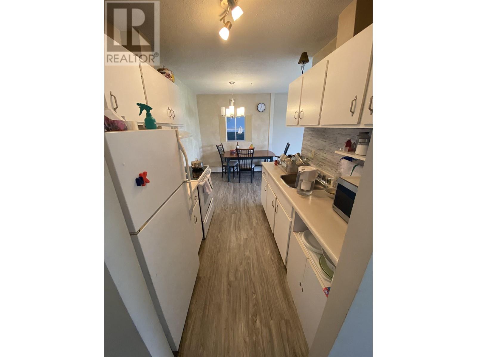 301 8040 Ryan Road, Richmond, British Columbia  V7A 2E5 - Photo 4 - R2823977
